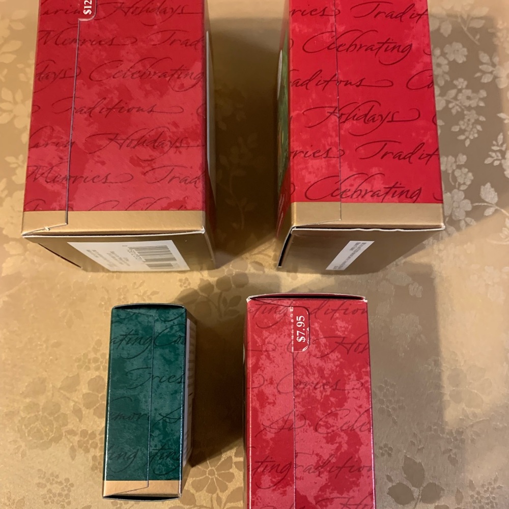 Hallmark Ornaments Vintage Set of 4 - Picture 3 of 3